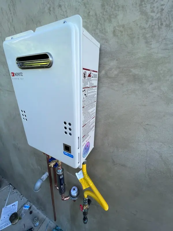 Tankless water heater installation for San Lorenzo homes
